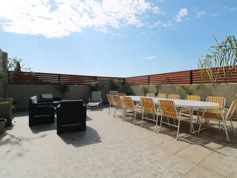 Galpon en Venta en Martínez, USD 1.100.000