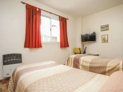 VENTA DEPARTAMENTO 2/3 AMB CON PATIO Y QUINCHO