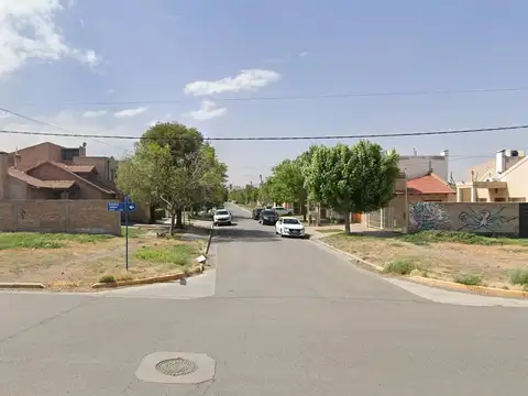 Casa en Venta en General Roca, USD 800.000