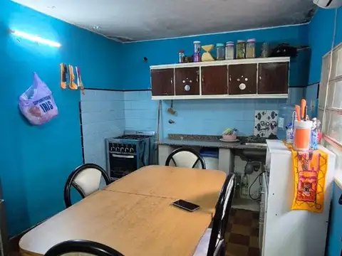 Casa 3 ambientes con 1 baño
