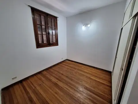 Depto Tipo Casa en Alquiler de 2 ambientes