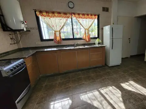 Casa en Venta en Villa Santos Tesei, USD 85.000