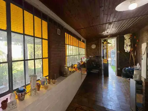 Casa 4 ambientes con 1 baño