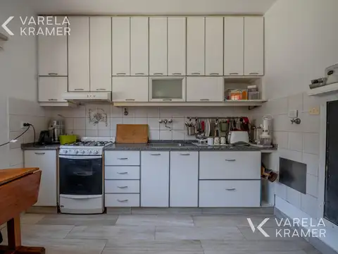 Casa 6 ambientes con 3 baños