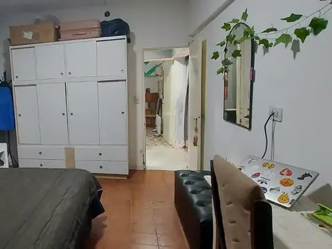 CASA 4 DORMITORIOS EN VENTA PATIO QUINCHO COCHERA