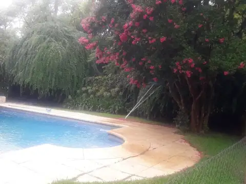 >>> Excelente lote central en San Carlos C.C. <<<