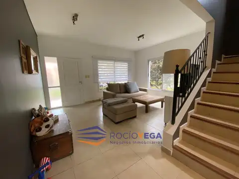 Casa a la venta en Country Banco Provincia