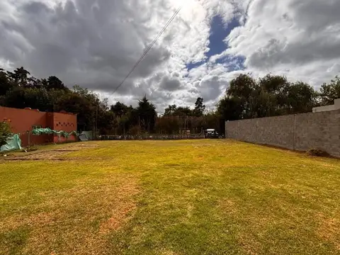 VENTA CASA 2 AMBIENTES BARRIO PARQUE SAKURA