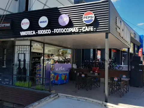 Avenida Ramón J. Cárcano 200 200