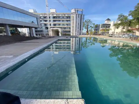 Villa Belgrano, Avenida Pedro Simón Laplace 5500