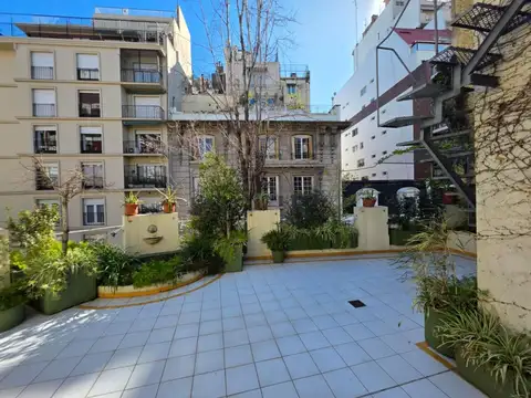 Edificio / Petit Hotel en Alquiler