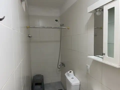 Depto Tipo Casa en Alquiler en Olivos Roche, $ 650.000