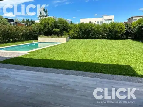 Casa 6 ambientes en venta y alquiler en Barrio Los Naranjos