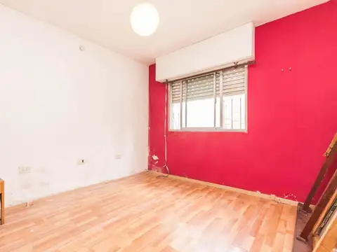 Depto Tipo Casa 4 ambientes con 1 baño