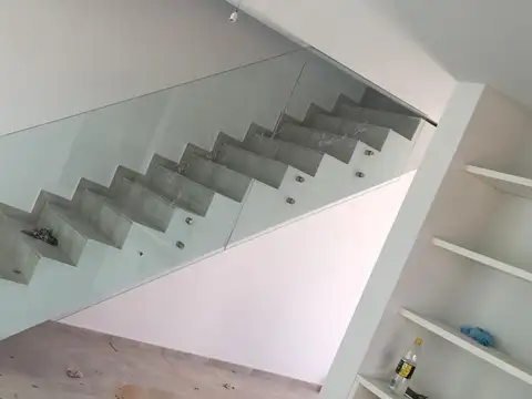 Casa 4 ambientes con 3 baños