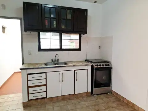Depto Tipo Casa en Venta en Villa Santos Tesei, USD 48.000