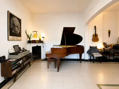 Depto Tipo Casa 4 ambientes con 2 baños