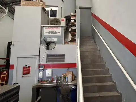 Galpon en Venta 30  mts Fondo