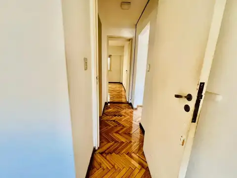Departamento 4 ambientes con 2 baños