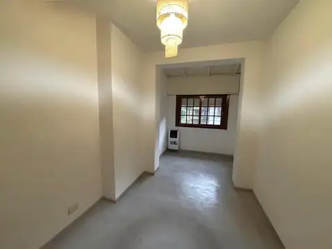 Depto Tipo Casa en Venta en La Lucila, USD 260.000