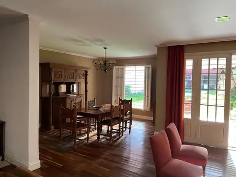Casa en Venta en Concordia, USD 450.000