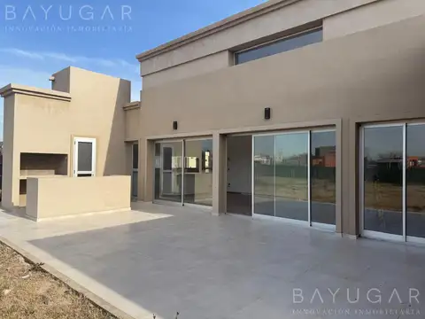 Venta Casa - Medal Country Club - Pilar