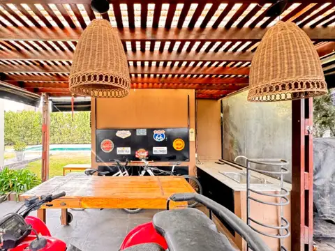 Casa 4 ambientes con 3 baños