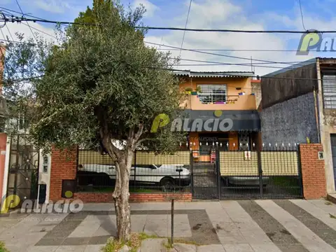 Casa Multifamiliar, 2 Viviendas 3 amb en VENTA en San Martin