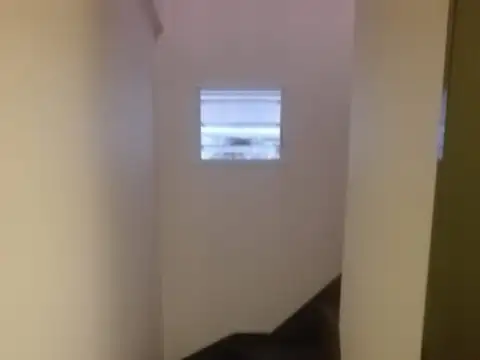 DUPLEX DE 3 AMBIENTES CON PATIO