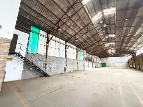 Alquiler Depósito 1600 mts cubiertos Parque Industrial Quilmes PIUIQ