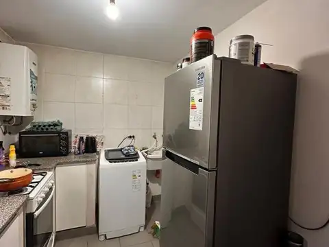 Corrientes 900. Entre Av. salta y Catamarca