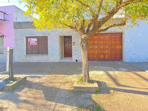 José de San Martín al 100