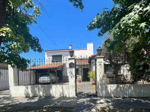 Mariano Acosta al 200, Adolfo Sourdeaux