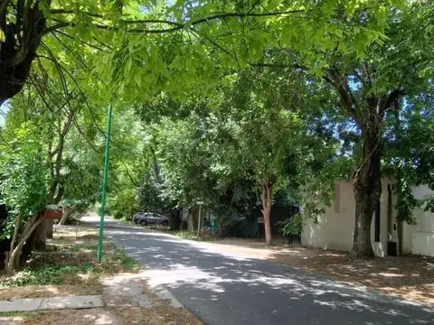 Lote en barrio Nirvana