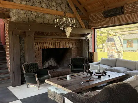 Casa en Venta en Exaltacion de la Cruz, USD 750.000