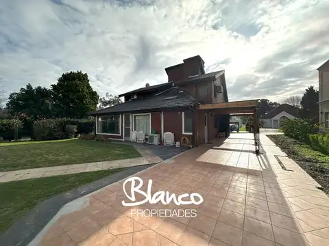 Pilar del lago 1100