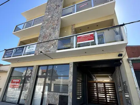 Local en Venta en Lobos, USD 83.000