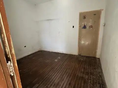 Galpon en Venta 40  mts Fondo