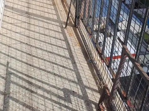 5 amb Balcón CFTE. 3baños- Baja Expensa- Av Rivadavia al 7100- Vigilancia Calef. Whatsapp