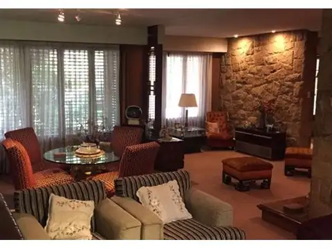 Casa en Venta en Temperley, USD 490.000