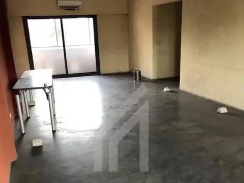 Edificio en venta - Martinez - Lote propio. 390 m2 - Frente a Unicenter.