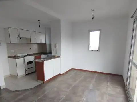 Departamento en Alquiler en Abasto, $ 400.000