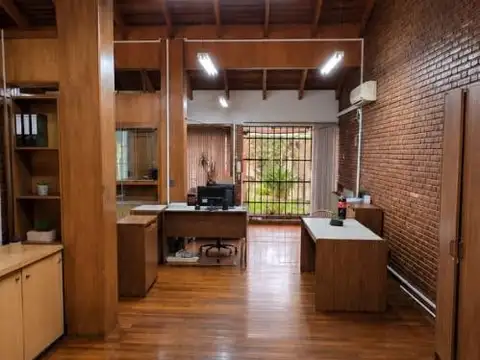 CASA EN QUINTA SECCION DE CIUDAD IDEAL OFICINAS
