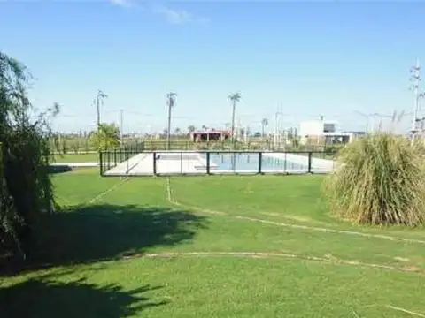 Lote de 680m2 en El Molino, Roldan.