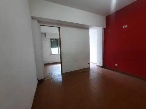 Depto Tipo Casa en Venta en Villa Luzuriaga, USD 45.000