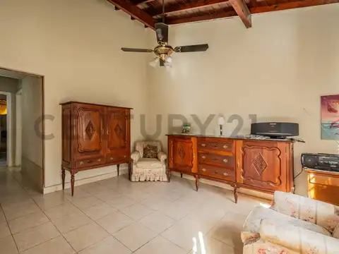 Casa en Venta en Villa Adelina, USD 190.000