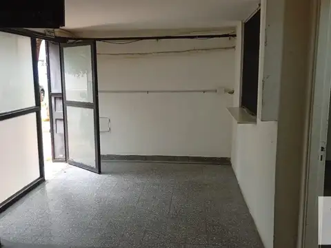 Local en Alquiler - 1 Baño - 56mts - La Plata