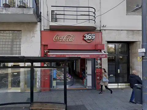 Local en venta en Recoleta de 82 m2.