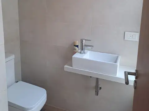 Departamento 4 ambientes con 2 baños