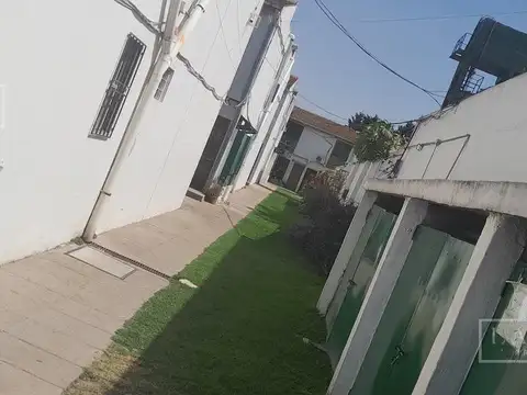 Depto Tipo Casa en Venta en Ramos Mejia Sur, USD 47.000